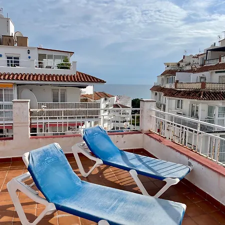 Апартаменты Town Center Near Beaches *