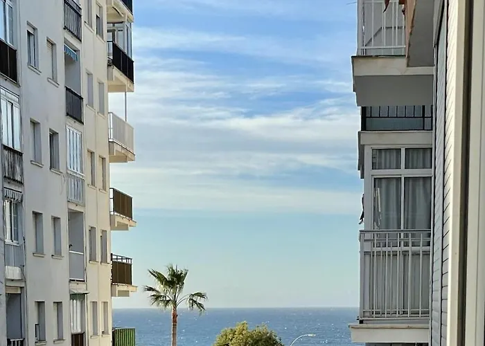 Town Center Near Beaches Апартаменты *