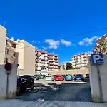 Apartment Town Center Near Beaches *